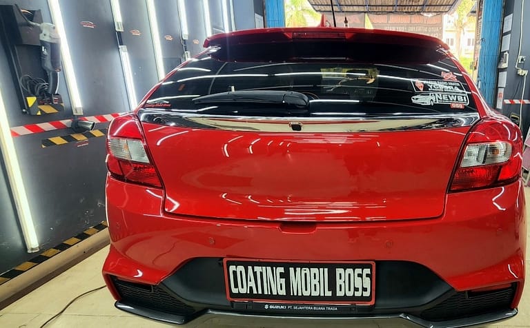 Poles Salon Mobil Premium ( Medium ) - Carwash Studio Garage