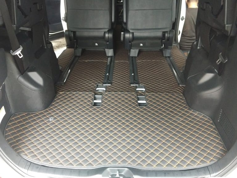 Karpet Mobil Toyota Voxy 2016-2019 Full Bagasi - Carwash Studio Garage
