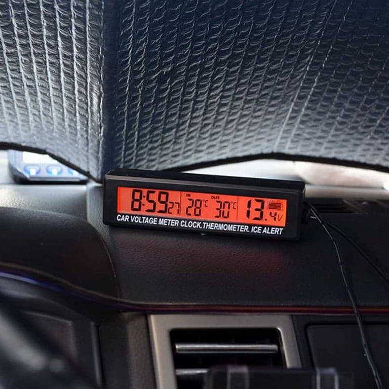 Indikator Digital 3 in 1 Thermometer, Voltase Aki dan Tanggal - Carwash Studio Garage