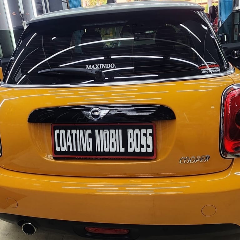 Poles Salon Mobil Premium (luxury) - Carwash Studio Garage