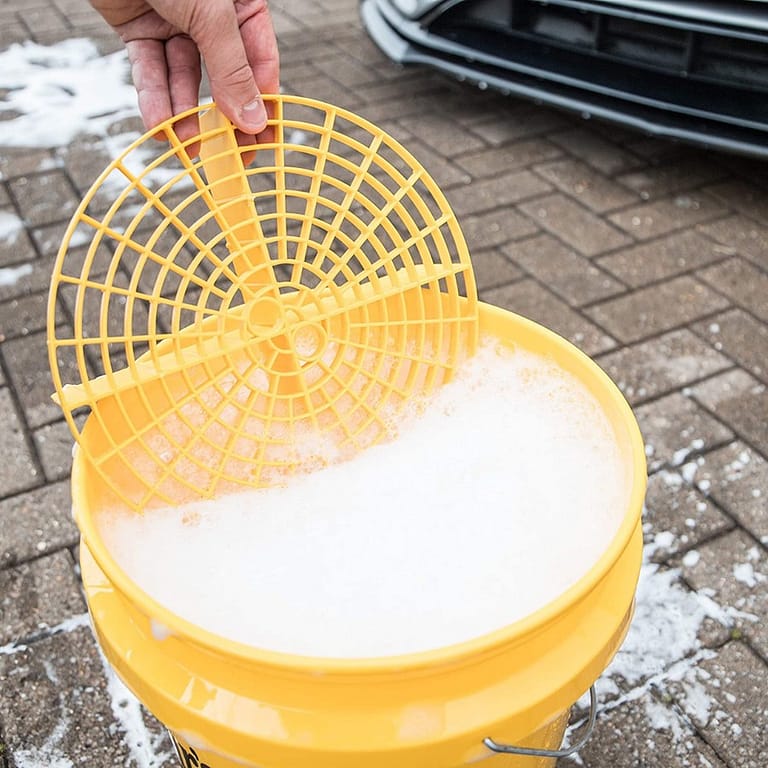 Meguiars X3003 Professional Grit Guard, Saringan Ember Cuci Mobil - Carwash Studio Garage